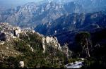 Del coll de la Carrasqueta a la cueva de les Avellanes