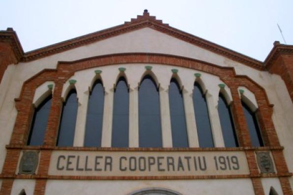 Celler modernista de Falset-Marçà