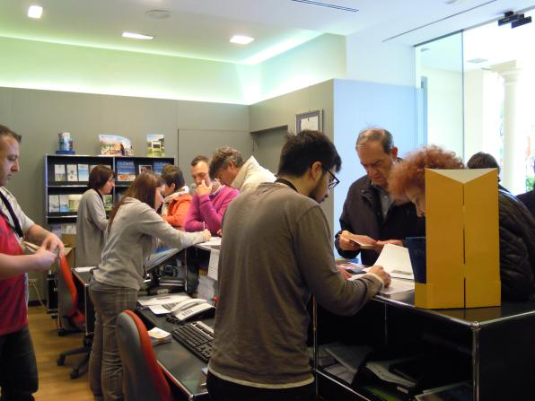 More than 104,000 people have visited the offices of Tourism in 2013