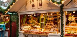 El Mercat de Nadal s’ha instal•lat a la plaça del Mercadal de Reus