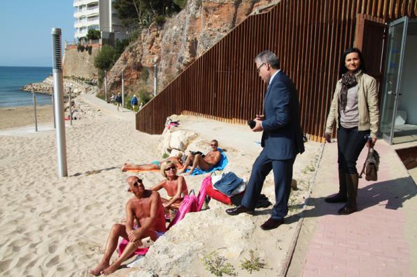 The Capellan Beach have new sinks under the access stairs