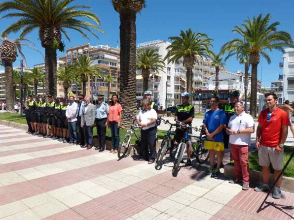 The mayor and councilors present Salou Beach Police Station