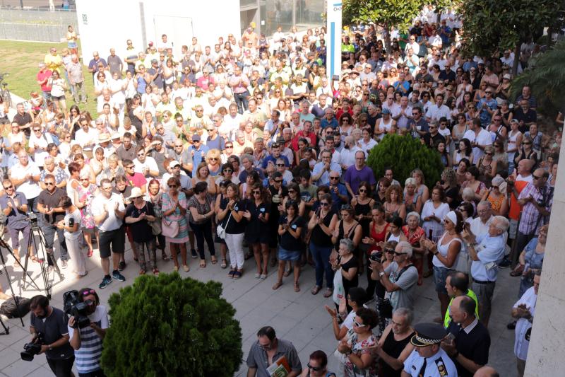 M&eacute;s de 400 persones han participat en l'acte de Cambrils