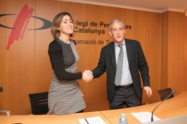 Sara Sans, del Colegio de Periodistas y Josep Bertran, de REPSOL.