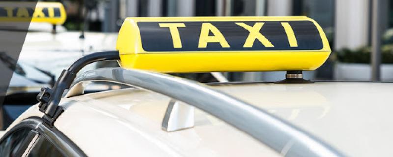 El taxista va denunciar que li van pegar quan els va dir que paguessin