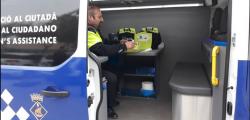 Nuevos desfibriladores para vehículos de la Policía Local