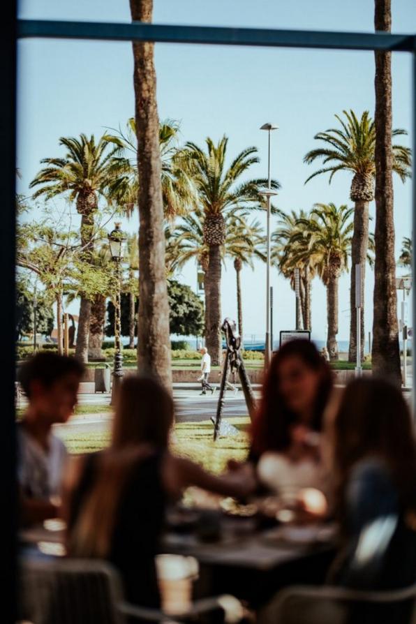 Arena, cozy terrace on Salou's promenade