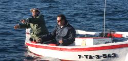 Tradicional concurso de pesca del Calamar en Salou