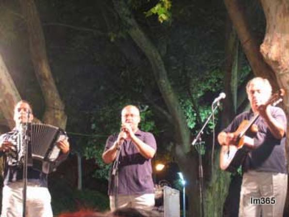 Cinema a laire lliure, sardanes i festes al barri Xalets de Salou, aquest cap de setmana