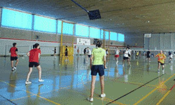 L'Hospitalet acogerá este verano un campus de bádminton