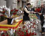 Sant Jordi arriba als carrers de la Costa Daurada i les Terres de lEbre