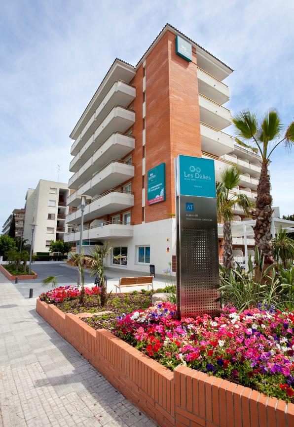 Vista del edificio de apartamentos Les Dàlies de Salou