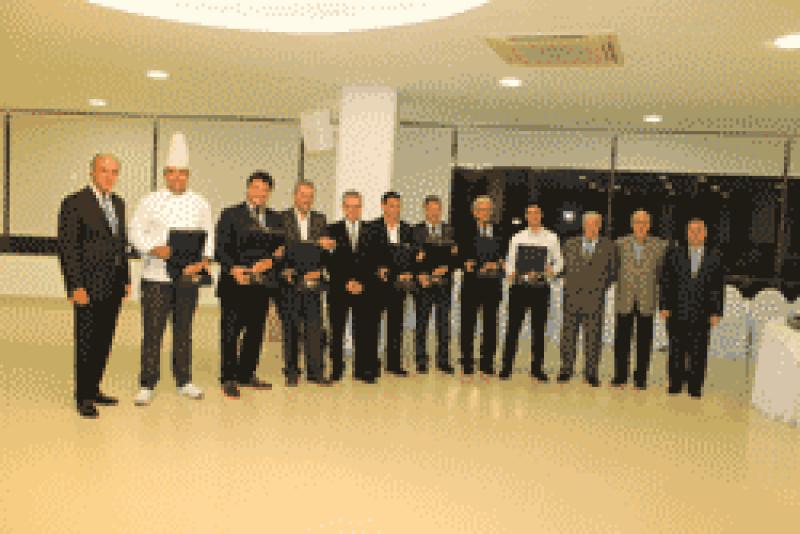 La revista "Gastronom&iacute;a y Turismo otorg&oacute; sus galardones 2012